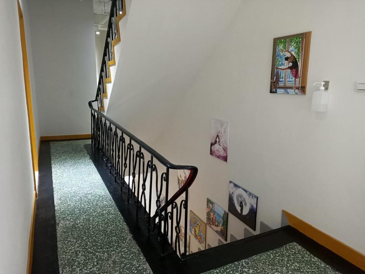 Swf淡水新五福旅館 Sinwufu Hotel Екстериор снимка