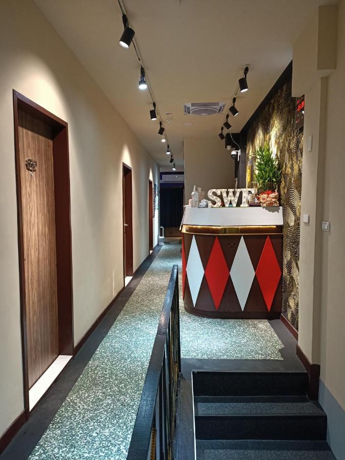 Swf淡水新五福旅館 Sinwufu Hotel Екстериор снимка
