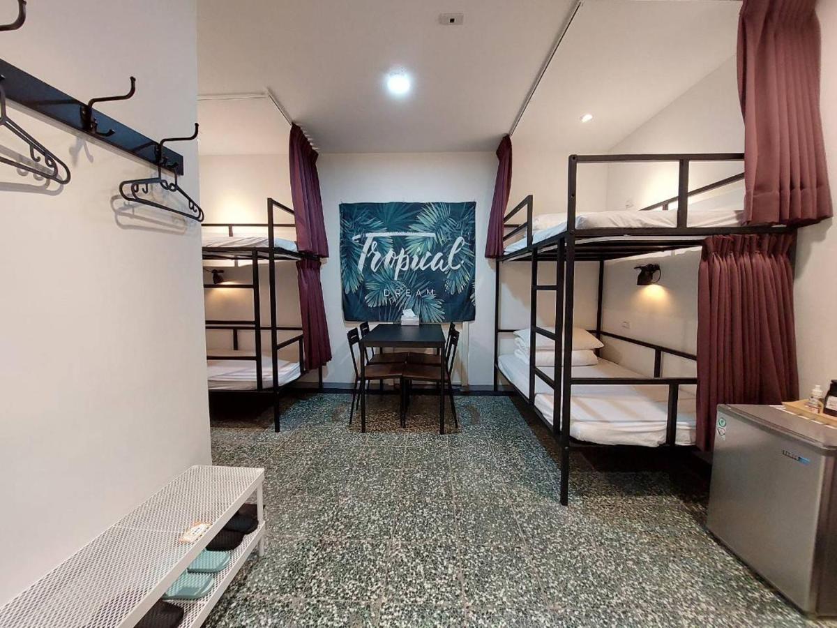 Swf淡水新五福旅館 Sinwufu Hotel Екстериор снимка
