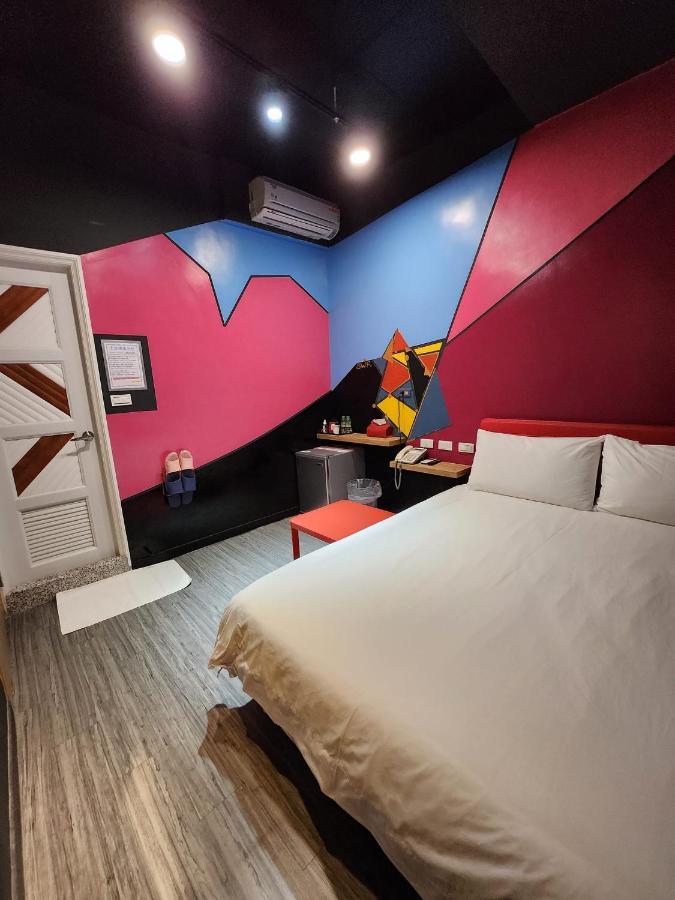 Swf淡水新五福旅館 Sinwufu Hotel Екстериор снимка