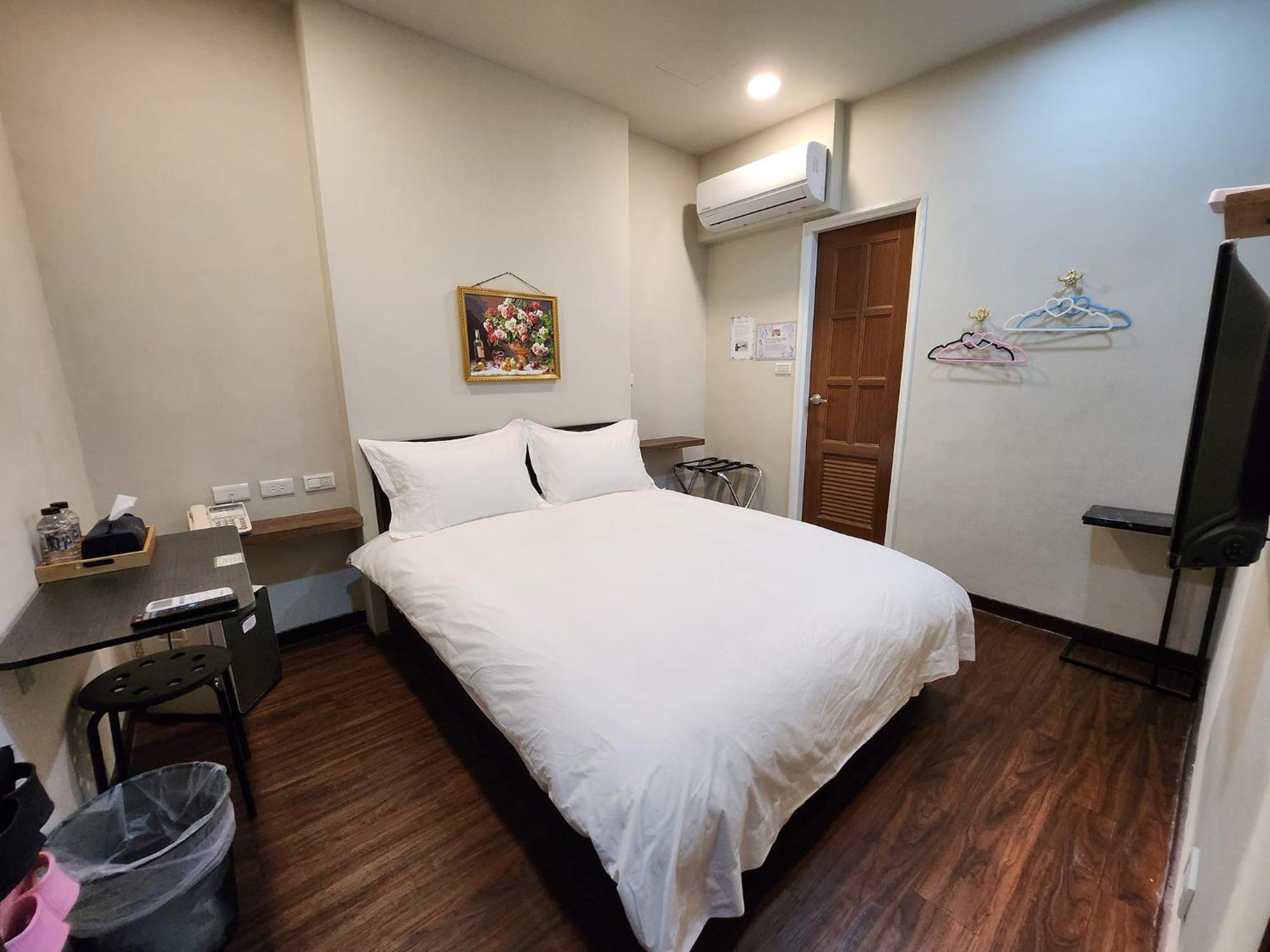 Swf淡水新五福旅館 Sinwufu Hotel Екстериор снимка
